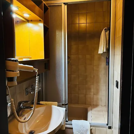 See-hotel Post Am Attersee ホテル シュタインバッハ・アム・アターゼー