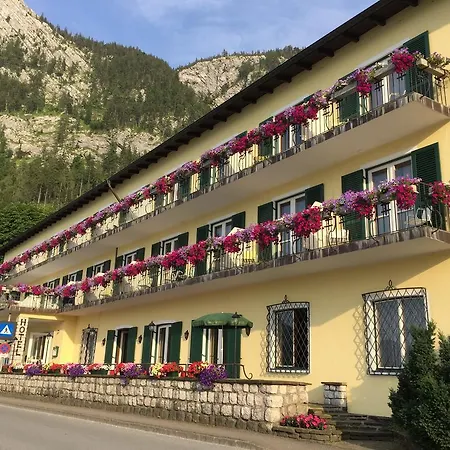 ホテル See-hotel Post Am Attersee シュタインバッハ・アム・アターゼー